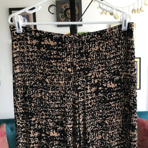 COLDWATER CREEK size S Slinky Travel Knit Pull-On Stretch Waistband Pants - Picture 2 of 3